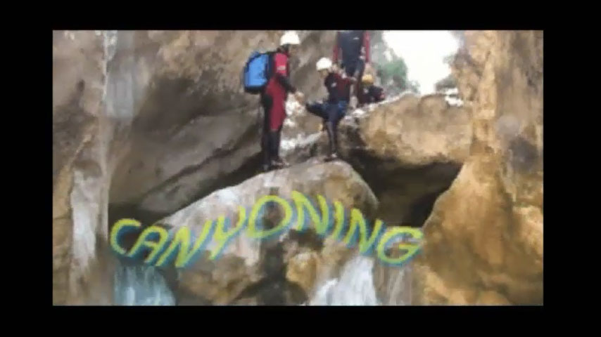 Canyoning le saut en rivière