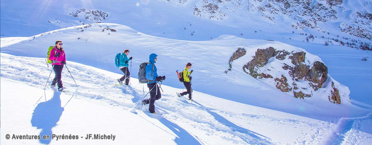 raquettes à neige la Mongie Station des Hautes-Pyrénées